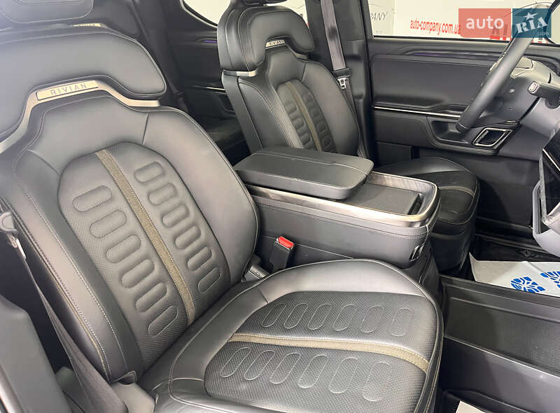 Пікап Rivian R1T 2022 в Львові