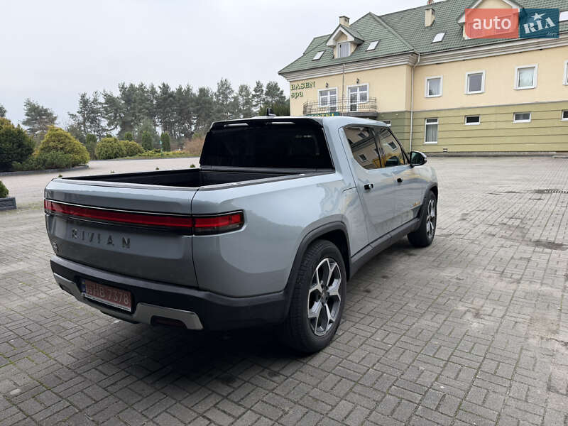 Пікап Rivian R1T 2022 в Львові