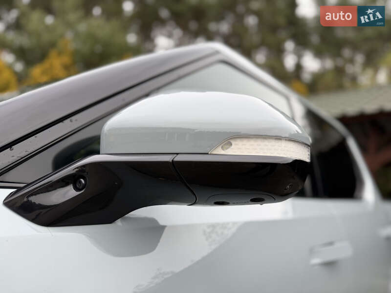 Пікап Rivian R1T 2022 в Львові