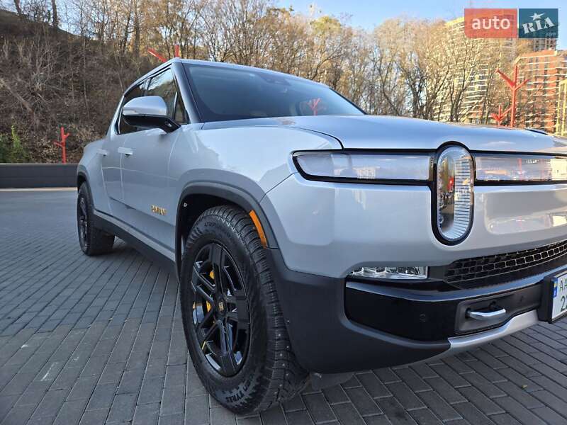 Пікап Rivian R1T 2022 в Києві