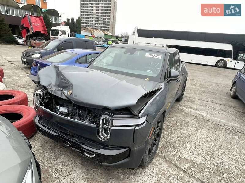 Внедорожник / Кроссовер Rivian R1T 2023 в Киеве фото 7 Внедорожник / Кроссовер Rivian R1T 2023 в Киеве