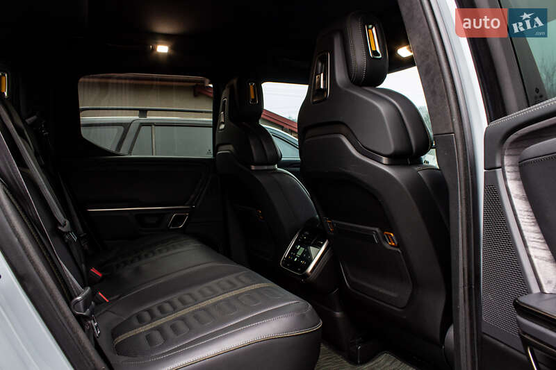 Пикап Rivian R1T 2023 в Львове