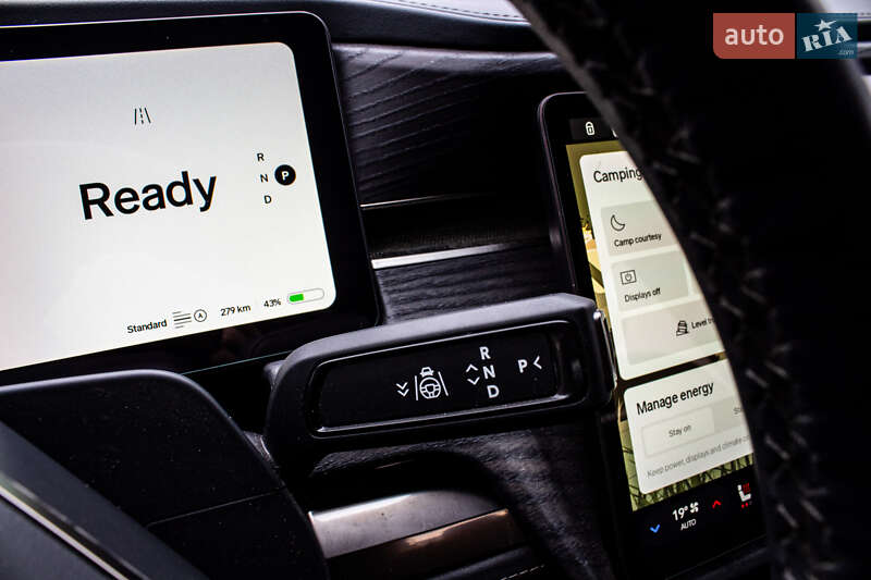 Пикап Rivian R1T 2023 в Львове