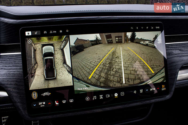 Пикап Rivian R1T 2023 в Львове