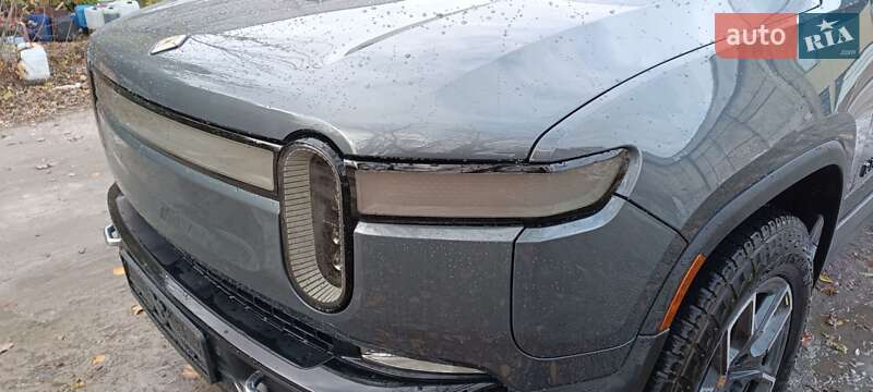 Пикап Rivian R1T 2022 в Вышгороде