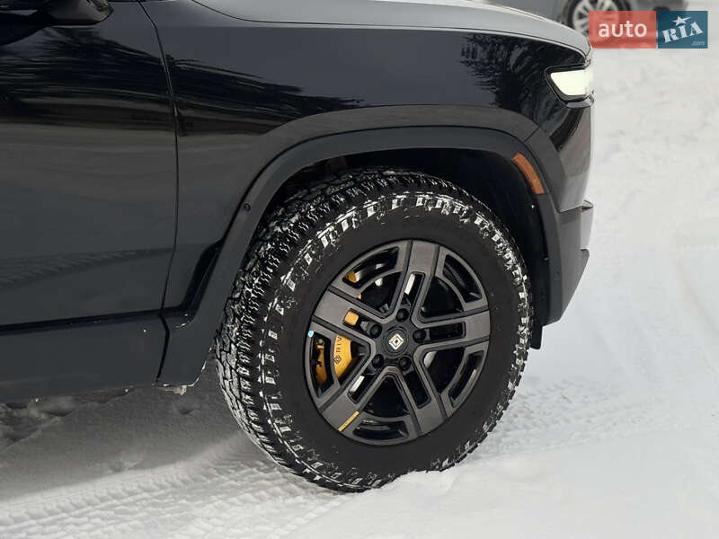 Пикап Rivian R1T 2024 в Коростышеве