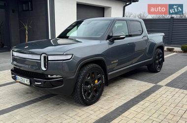 Внедорожник / Кроссовер Rivian R1T 2022 в Киеве