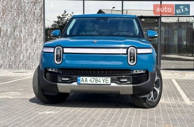 Пикап Rivian R1T 2023 в Ирпене