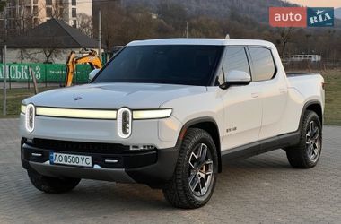 Пікап Rivian R1T 2022 в Ужгороді