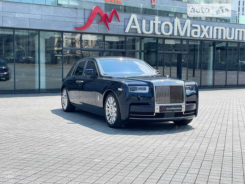 Новый царьседан  Роллс Ройс Гост 2021 за 500 000 Rolls Royce Ghost  против Майбах ДорогоБогато  YouTube