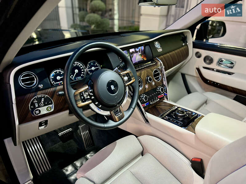 Внедорожник / Кроссовер Rolls-Royce Cullinan 2019 в Одессе