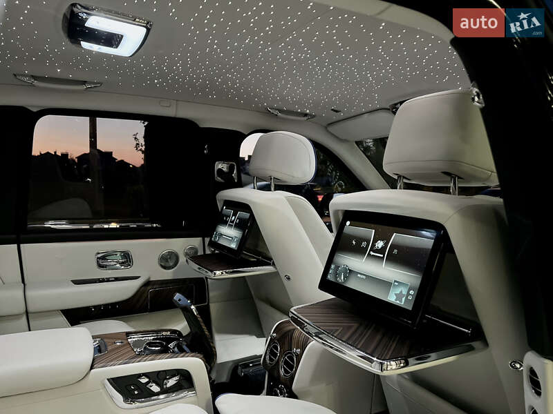 Внедорожник / Кроссовер Rolls-Royce Cullinan 2019 в Одессе