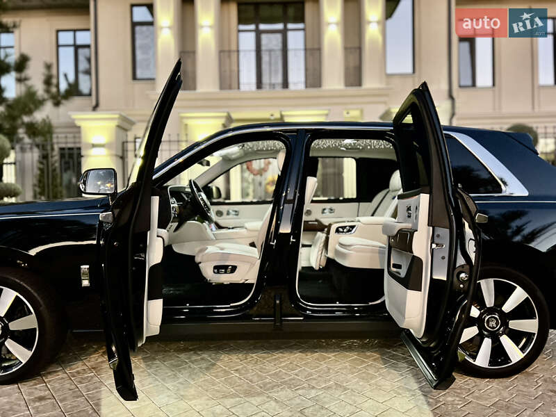 Внедорожник / Кроссовер Rolls-Royce Cullinan 2019 в Одессе