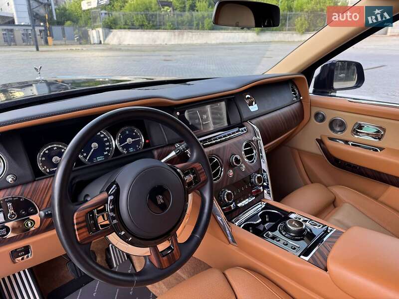 Внедорожник / Кроссовер Rolls-Royce Cullinan 2020 в Киеве