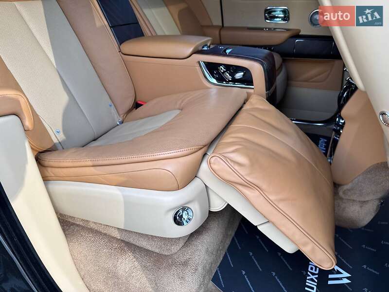Внедорожник / Кроссовер Rolls-Royce Cullinan 2020 в Киеве