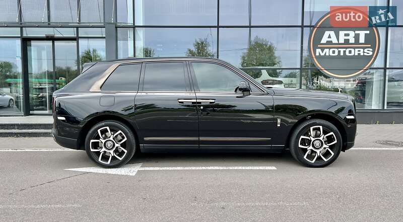Внедорожник / Кроссовер Rolls-Royce Cullinan 2022 в Киеве