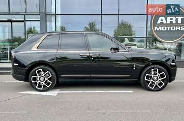 Внедорожник / Кроссовер Rolls-Royce Cullinan 2022 в 