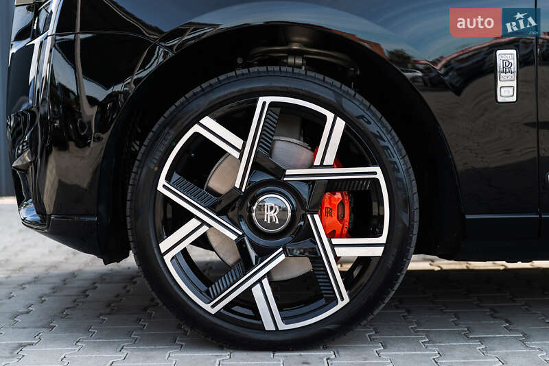 Внедорожник / Кроссовер Rolls-Royce Cullinan 2019 в Мукачево