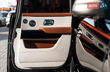 Внедорожник / Кроссовер Rolls-Royce Cullinan 2019 в 