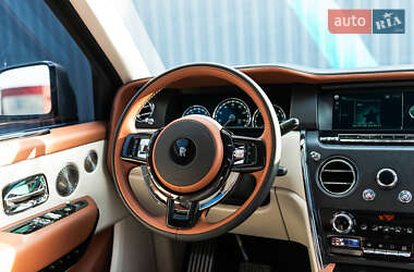 Внедорожник / Кроссовер Rolls-Royce Cullinan 2019 в 