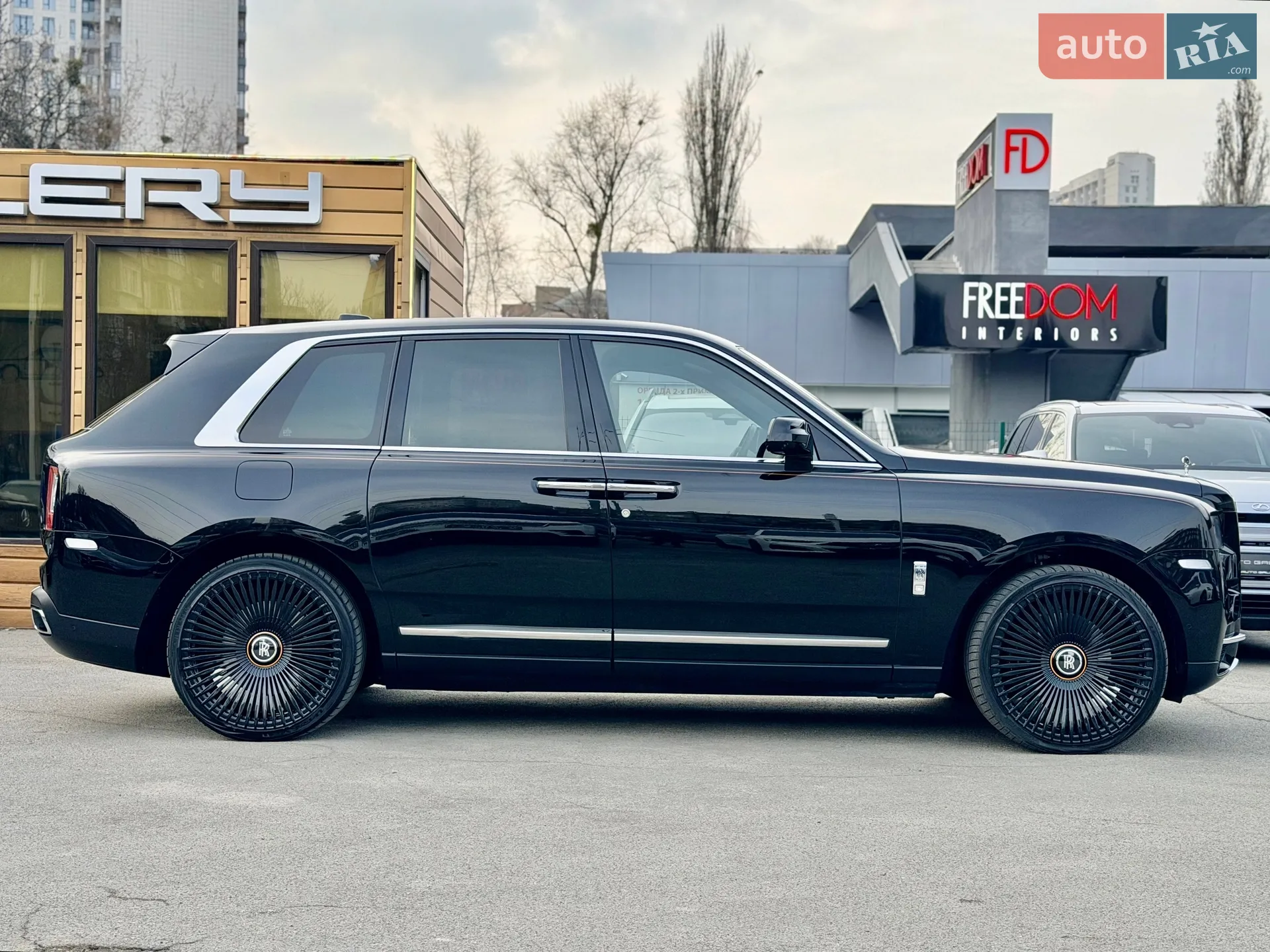 2019 Rolls-Royce Cullinan - мініатюра 12