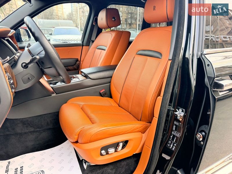 Внедорожник / Кроссовер Rolls-Royce Cullinan 2019 в Киеве