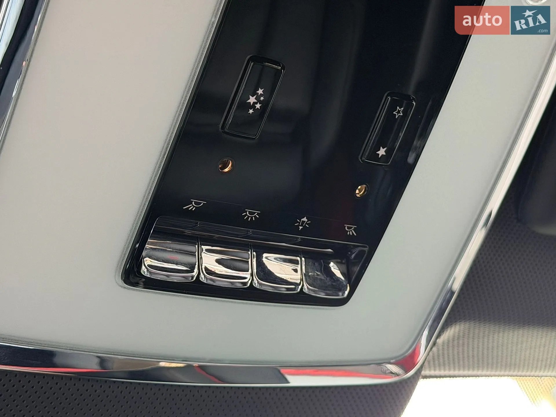 2019 Rolls-Royce Cullinan - мініатюра 103
