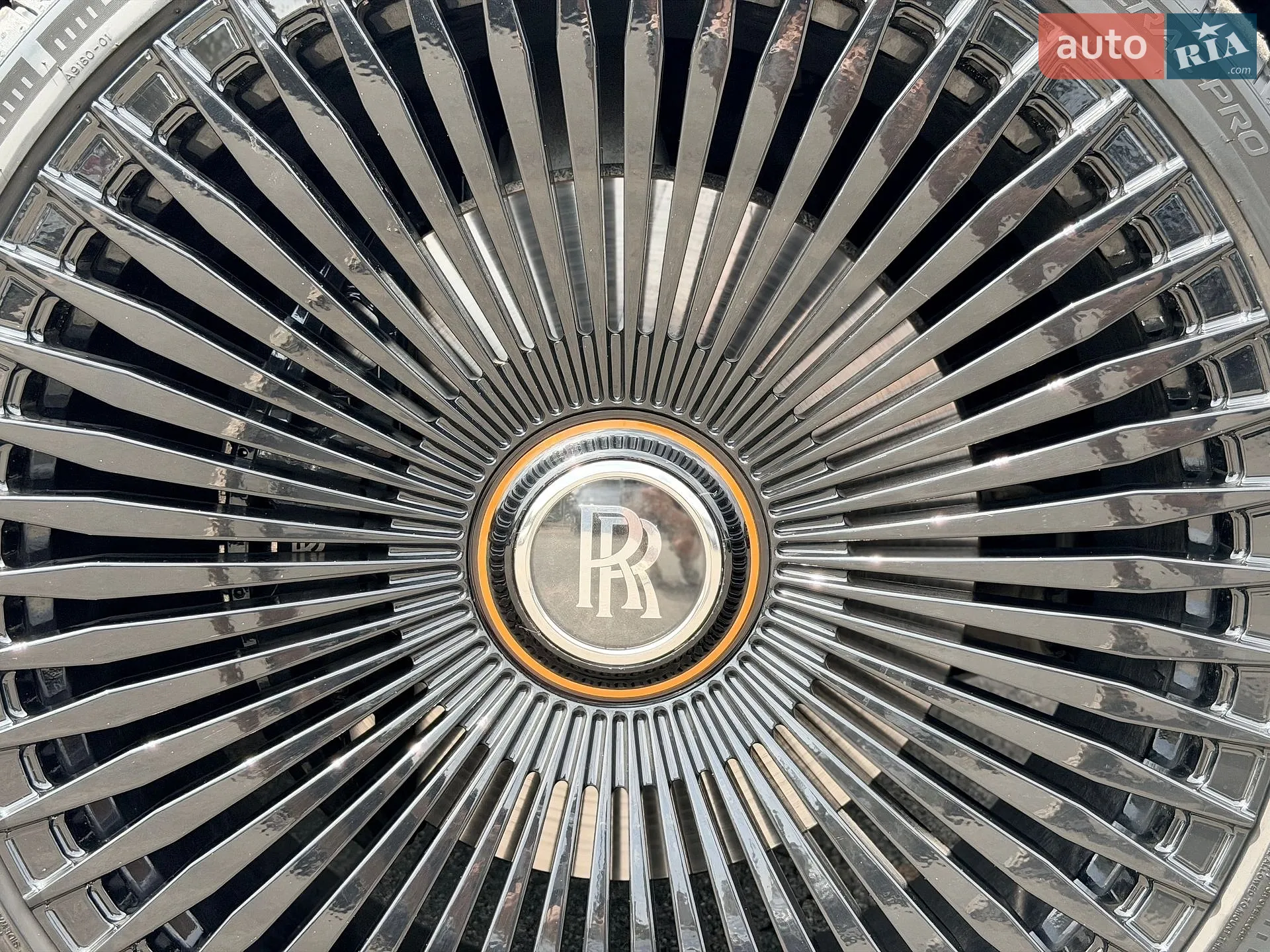 2019 Rolls-Royce Cullinan - мініатюра 18