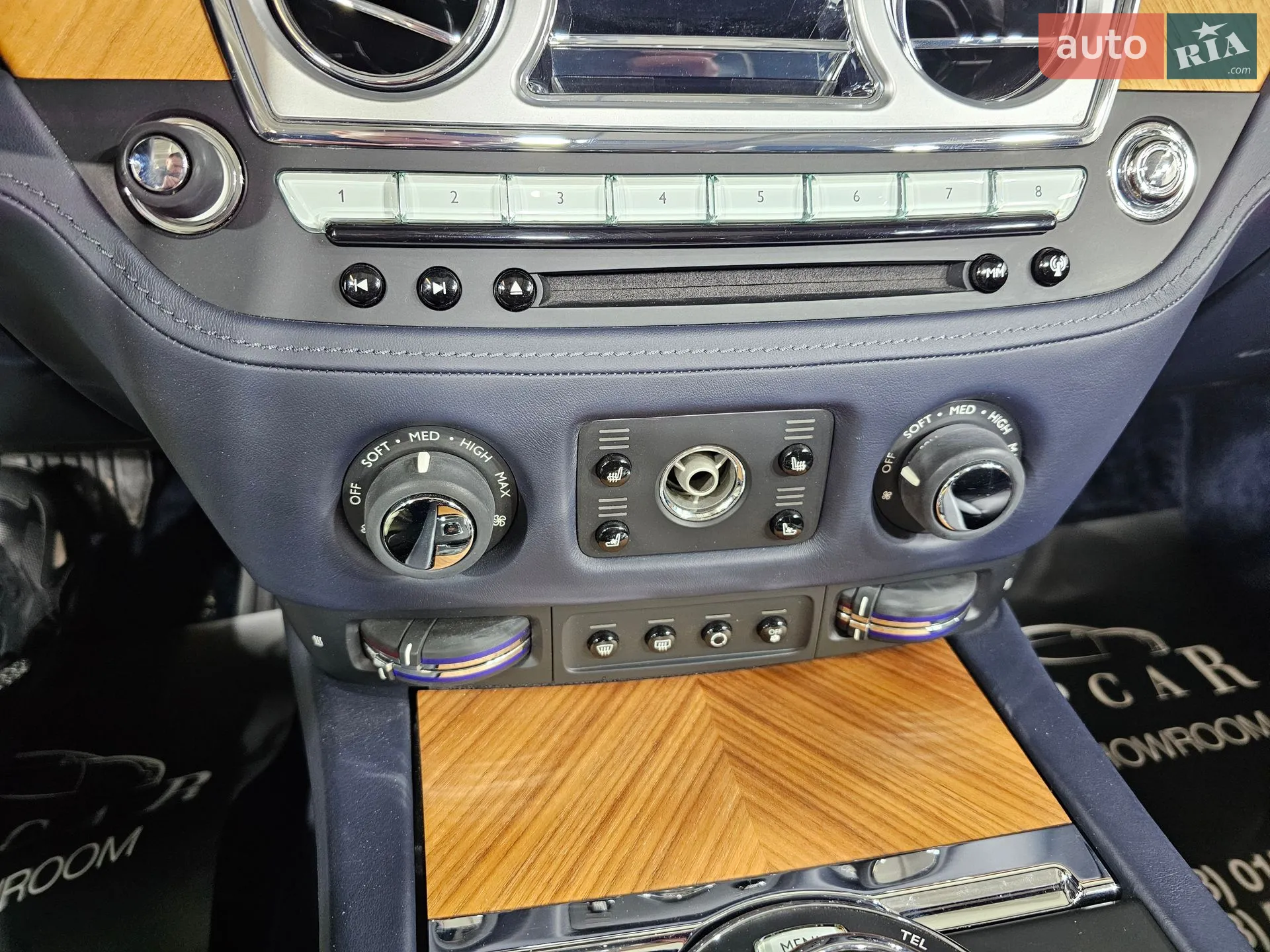 2016 Rolls-Royce Dawn - мініатюра 36