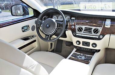 Седан Rolls-Royce Ghost 2010 в 