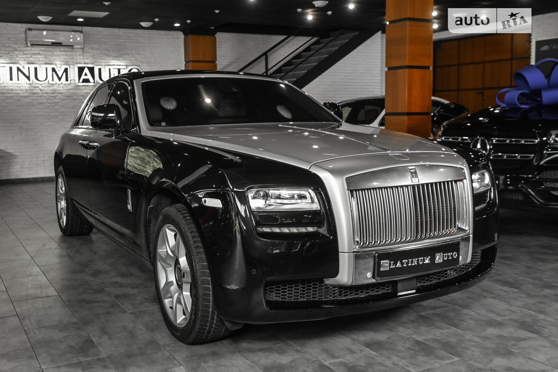 2011 Rolls-Royce Ghost - мініатюра 4