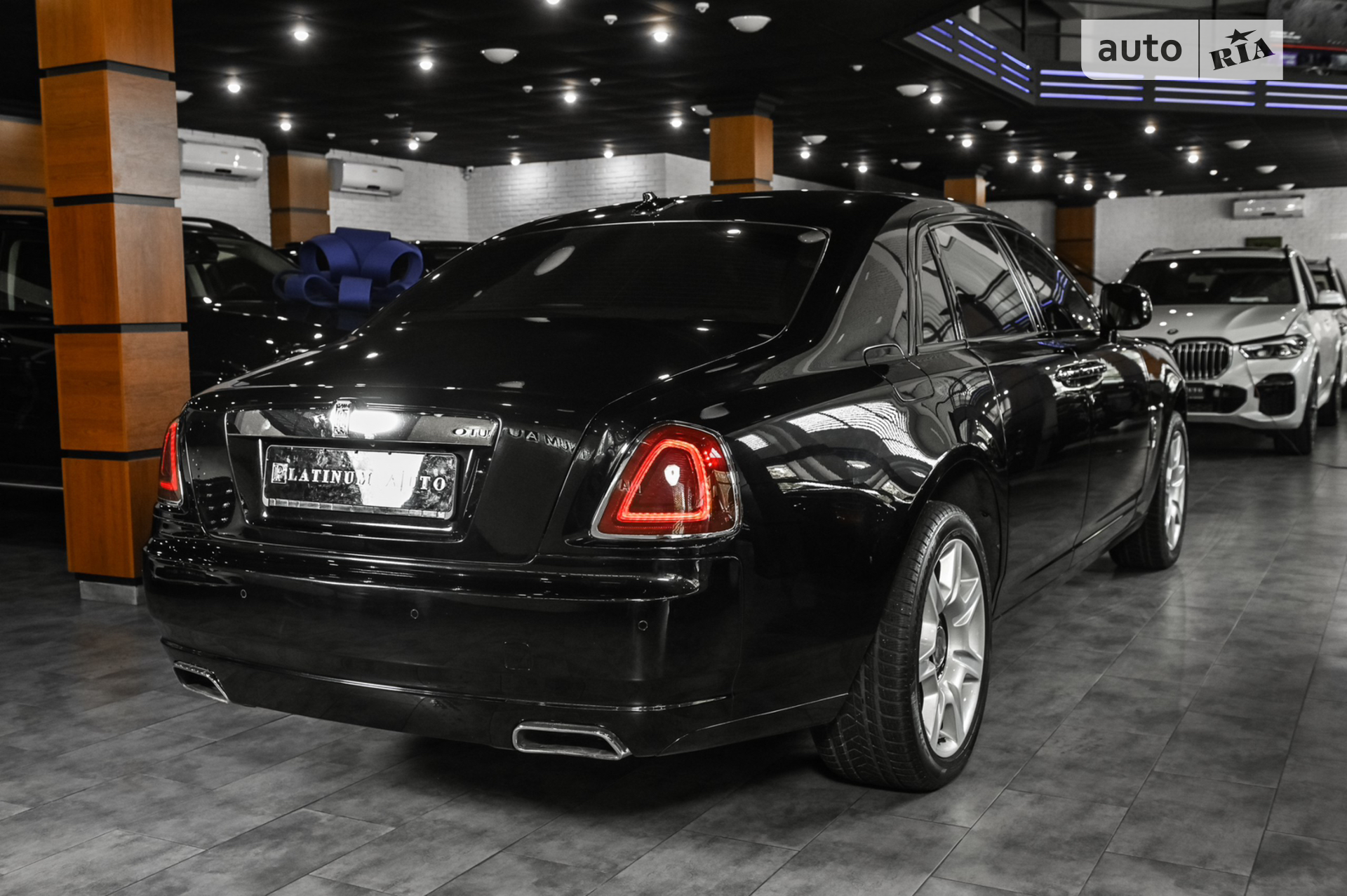 2011 Rolls-Royce Ghost - мініатюра 10