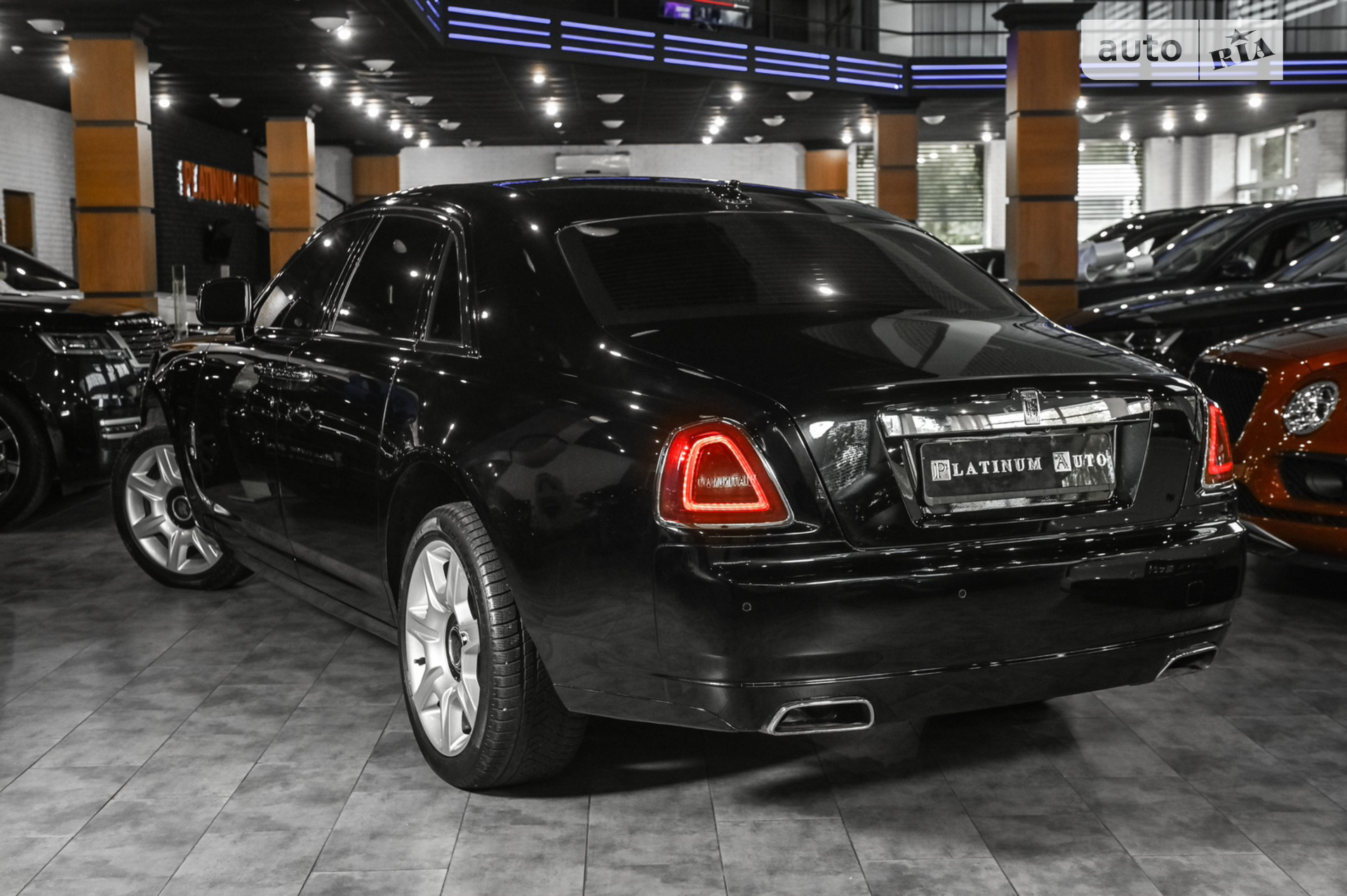 2011 Rolls-Royce Ghost - мініатюра 66