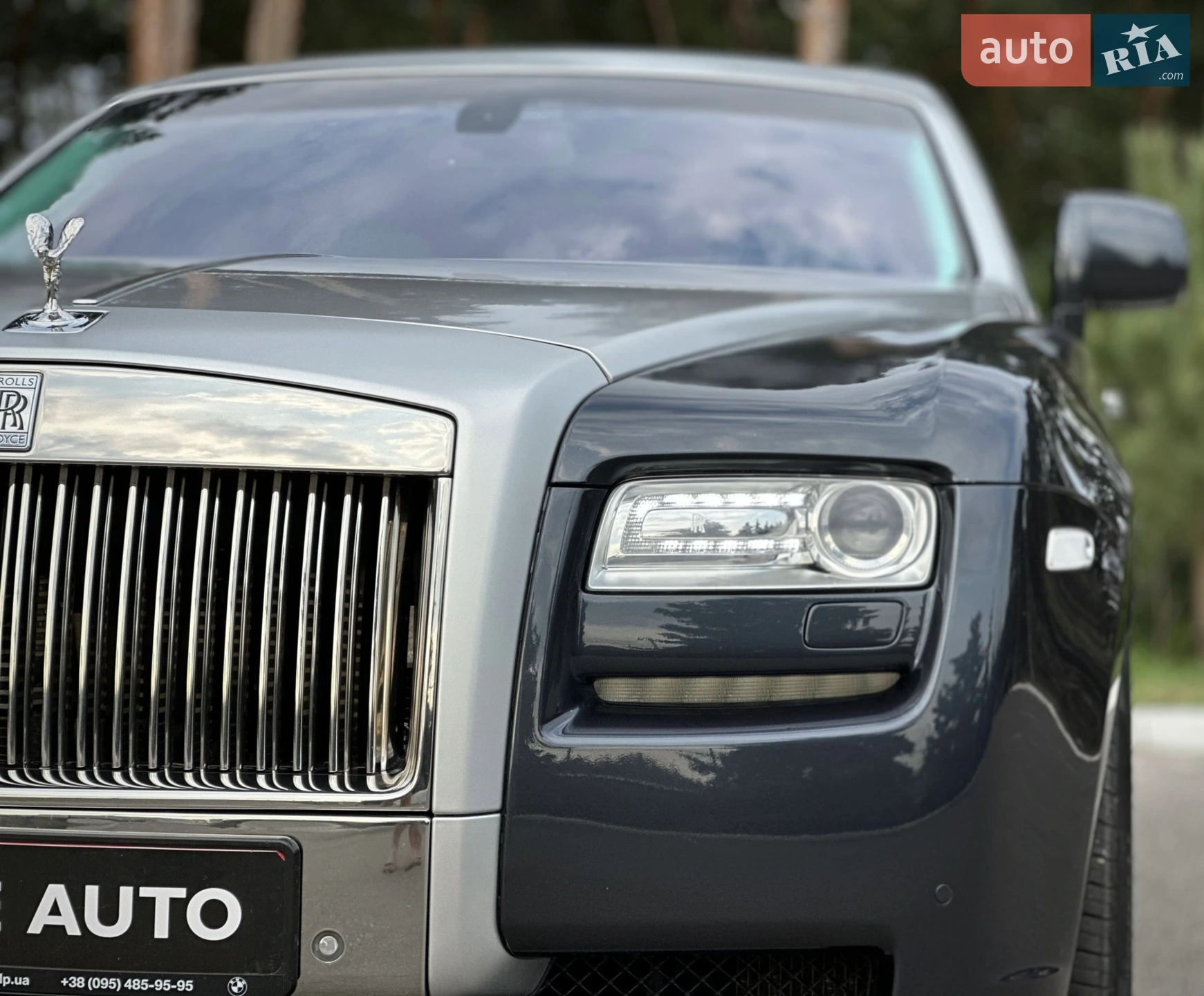 2011 Rolls-Royce Ghost - мініатюра 12