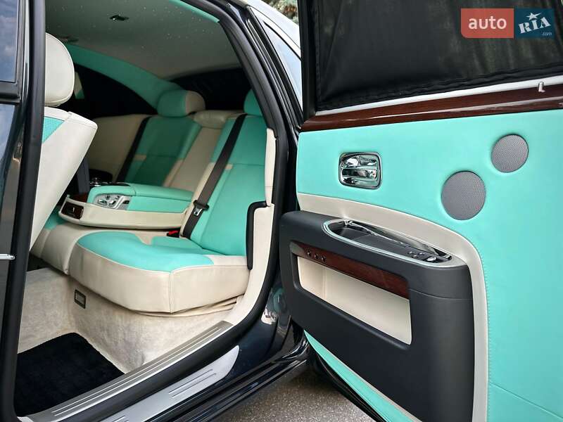 Седан Rolls-Royce Ghost 2011 в Києві