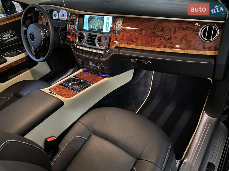 Седан Rolls-Royce Ghost 2013 в Киеве фото 10 Седан Rolls-Royce Ghost 2013 в Киеве