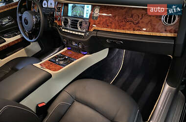 Седан Rolls-Royce Ghost 2013 в 