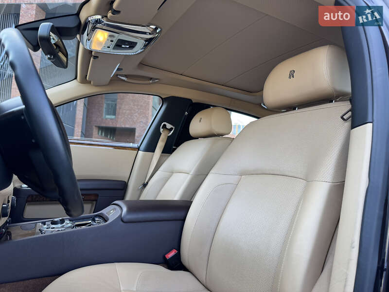 Седан Rolls-Royce Ghost 2013 в Днепре