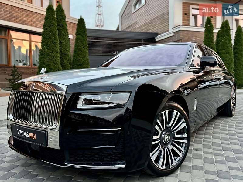Седан Rolls-Royce Ghost 2021 в 