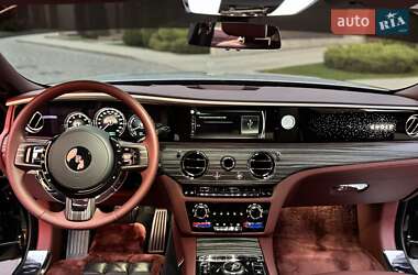 Седан Rolls-Royce Ghost 2021 в 