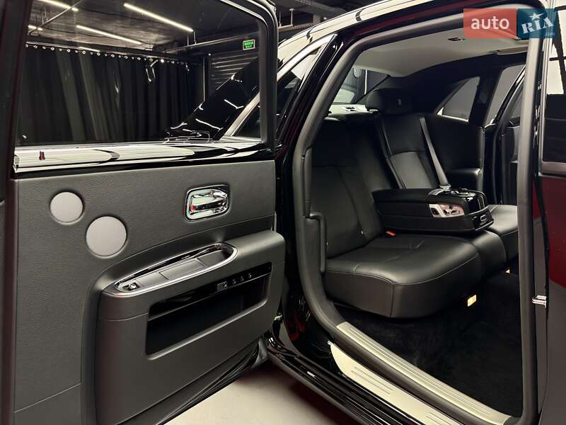 Седан Rolls-Royce Ghost 2010 в Киеве фото 45 Седан Rolls-Royce Ghost 2010 в Киеве