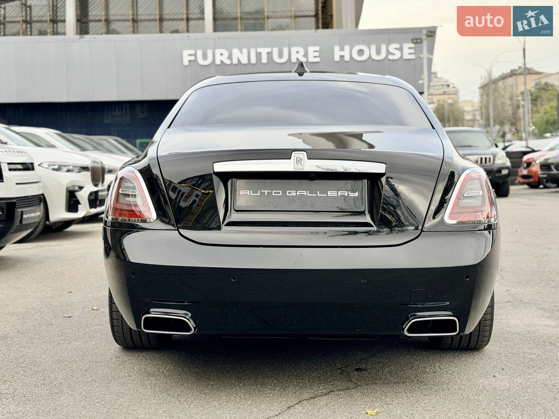 2020 Rolls-Royce Ghost - мініатюра 19