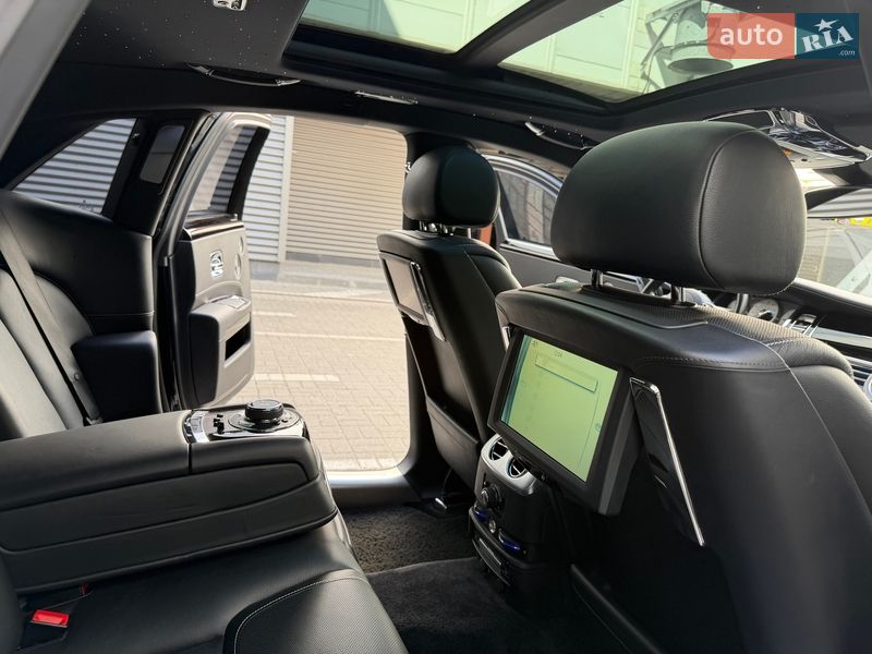 Седан Rolls-Royce Ghost 2015 в Киеве