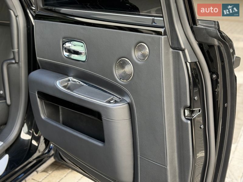 Седан Rolls-Royce Ghost 2015 в Киеве