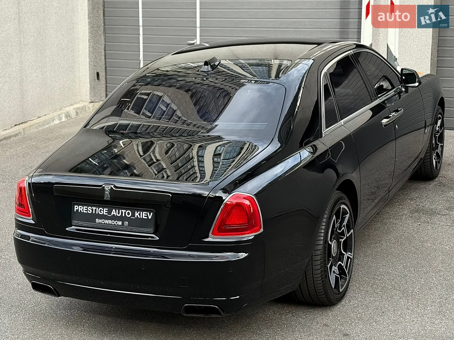 2018 Rolls-Royce Ghost - мініатюра 20