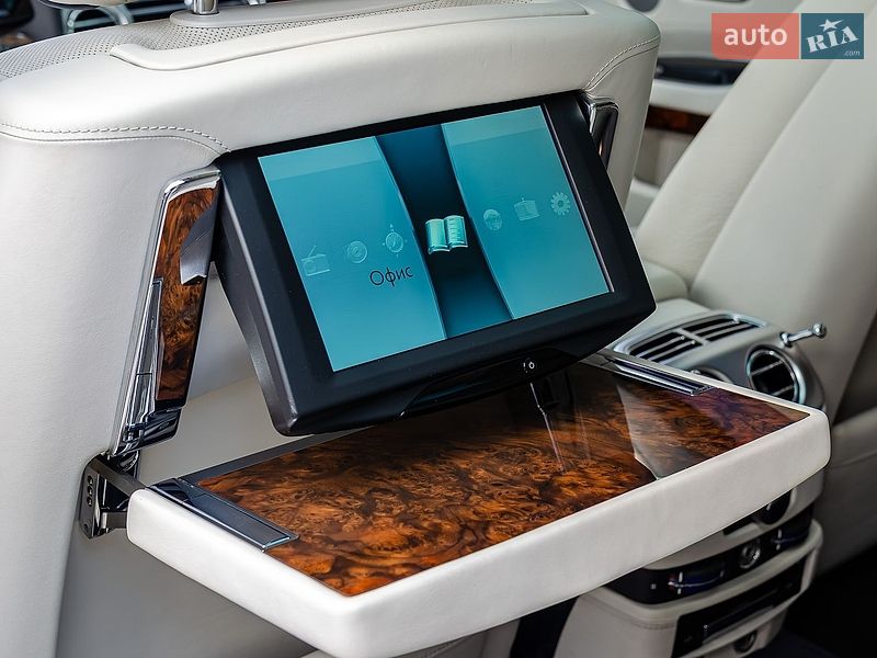 Седан Rolls-Royce Ghost 2015 в Киеве