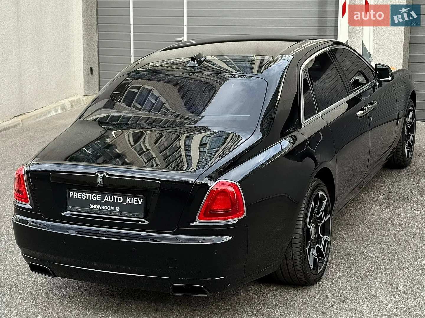 2018 Rolls-Royce Ghost - мініатюра 20
