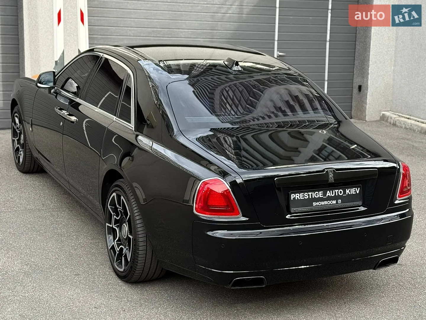 2018 Rolls-Royce Ghost - мініатюра 22
