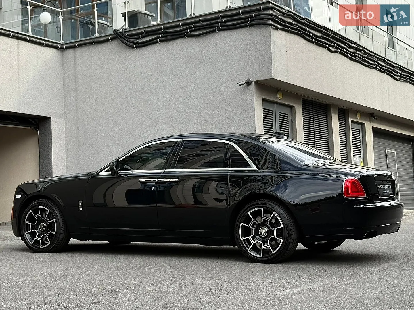 2018 Rolls-Royce Ghost - мініатюра 25