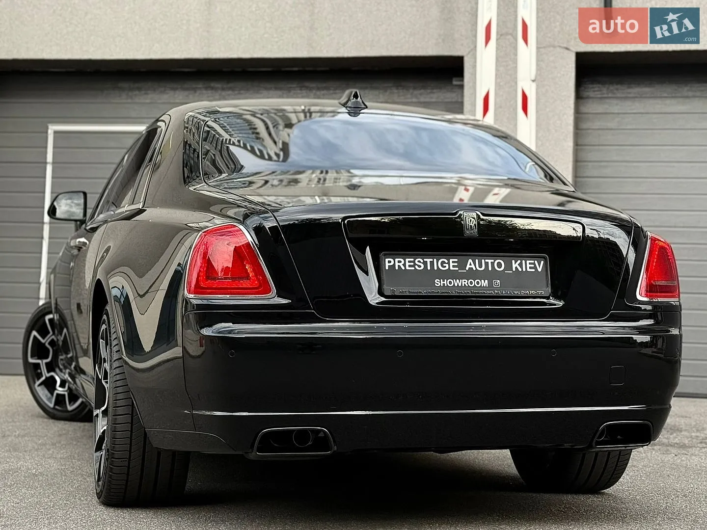 2018 Rolls-Royce Ghost - мініатюра 29